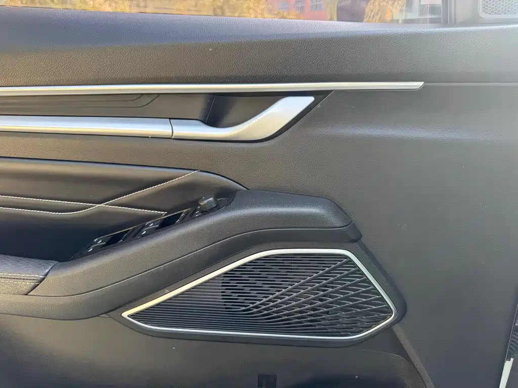 GEELY AUTOMOBILE EMGRAND