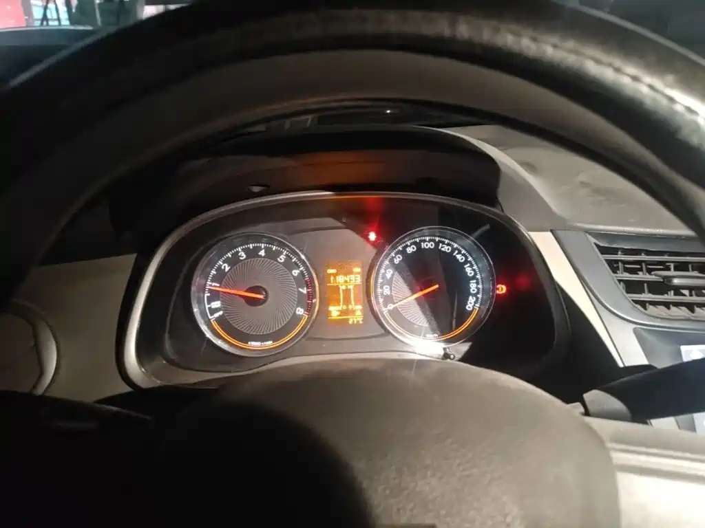 Chevrolet Sail — миниатюра 14