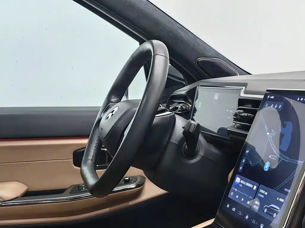 NIO ES8 — миниатюра 22