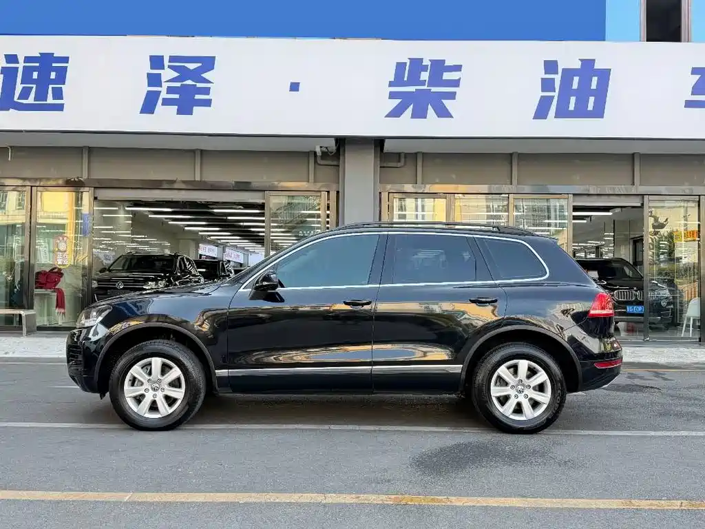 Volkswagen Touareg — миниатюра 7