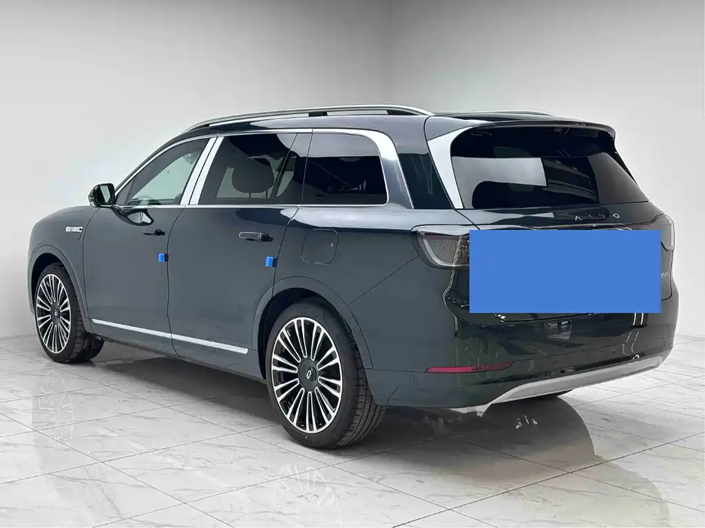 AITO ASK THE WORLD M9