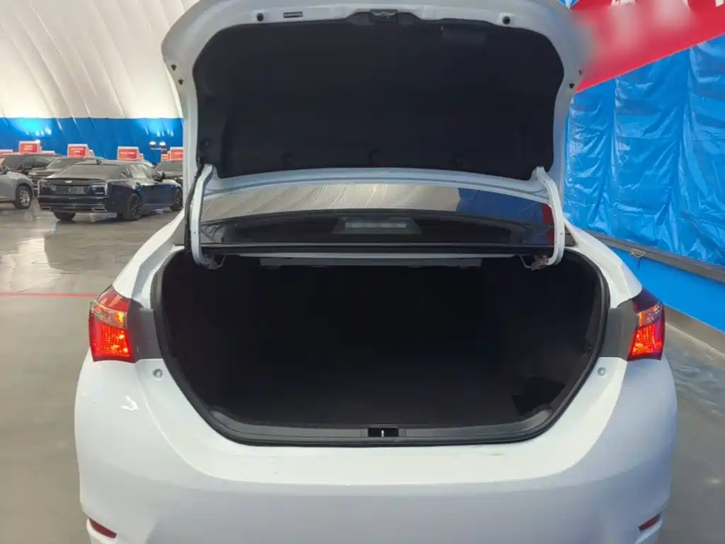 Toyota Corolla — миниатюра 19