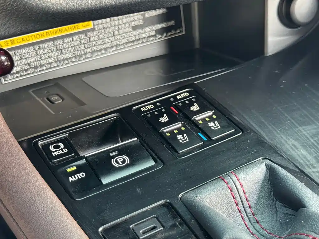 Lexus RX — миниатюра 12