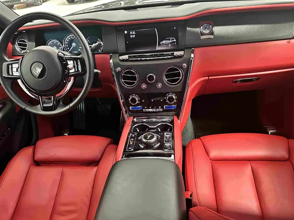 Rolls-Royce Cullinan — миниатюра 15