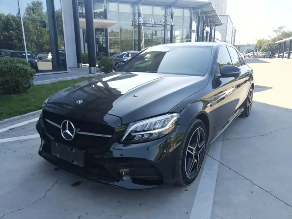 Mercedes-Benz C-Class — миниатюра 2