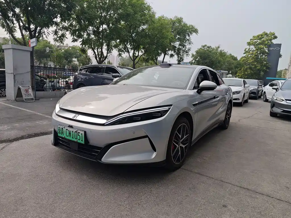 Byd 汉L 2025