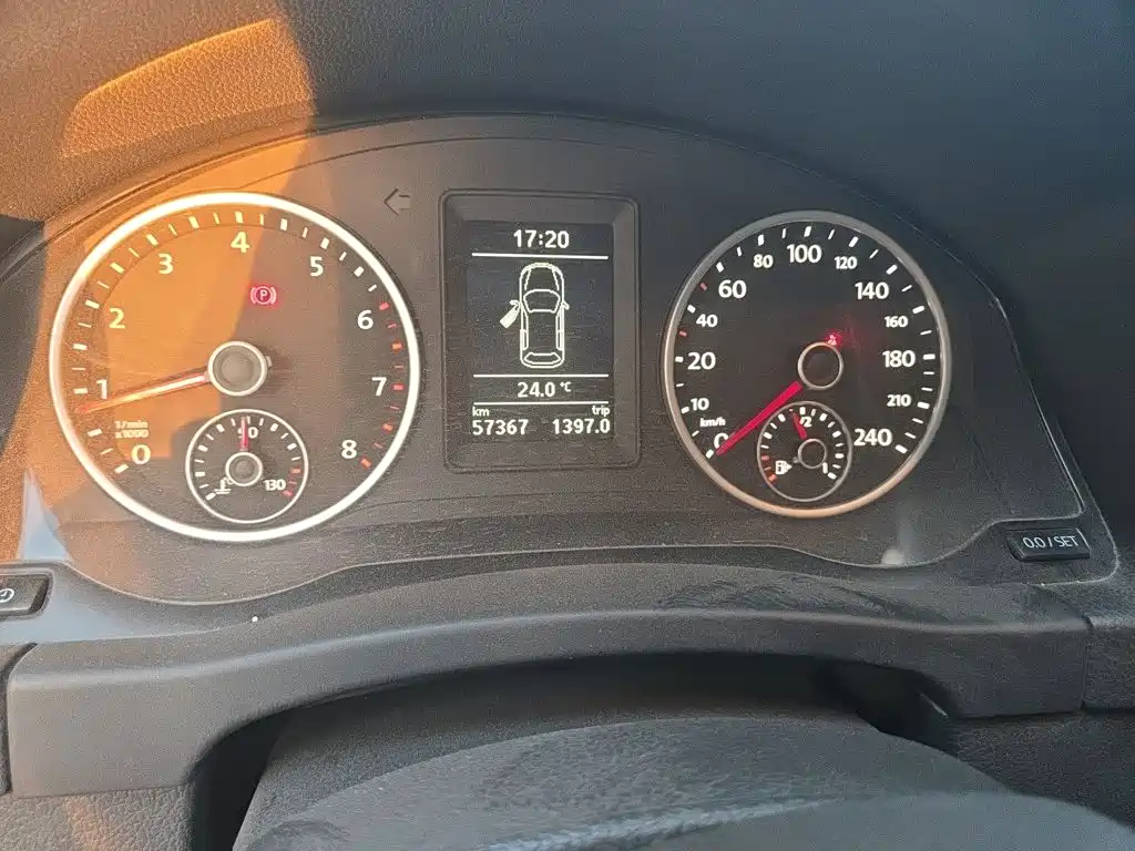 Volkswagen Tiguan — миниатюра 12