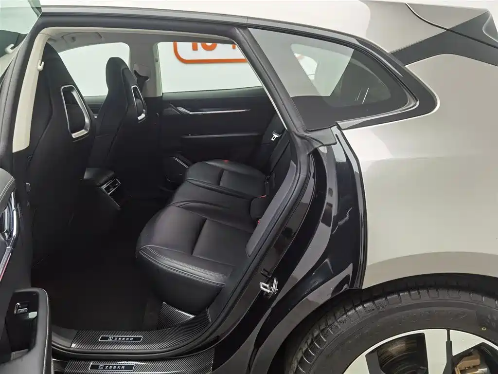 ZEEKR EXTREME KRYPTON 001