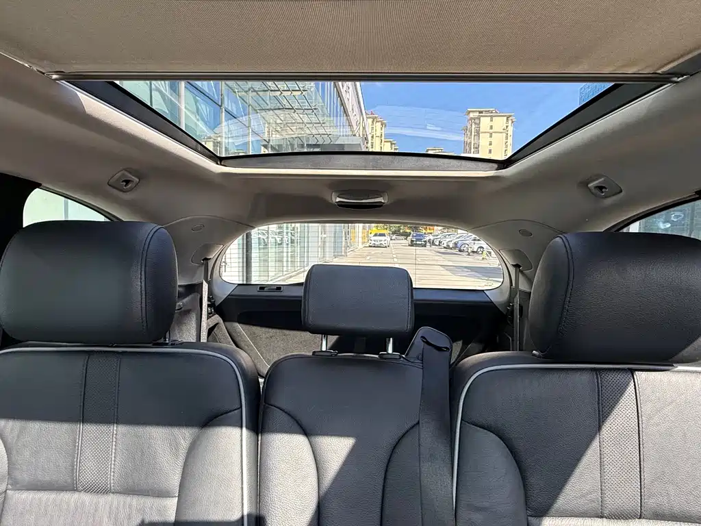 Mercedes-Benz R-Class — миниатюра 15