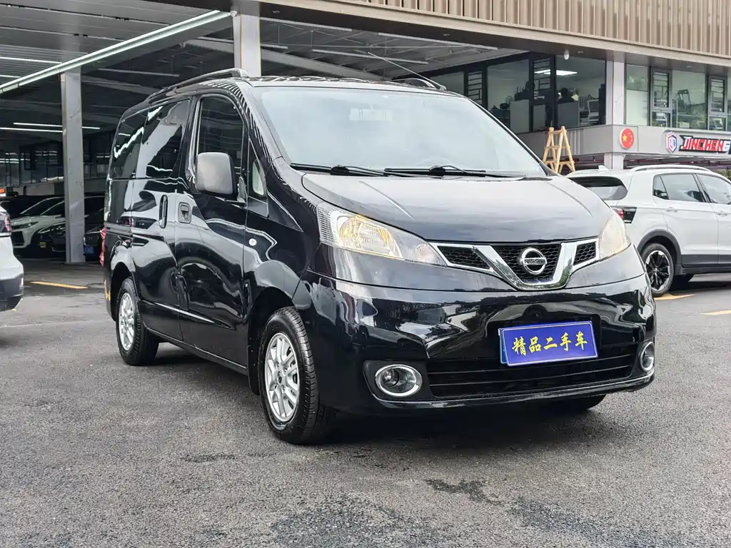 Nissan NV200 — миниатюра 3