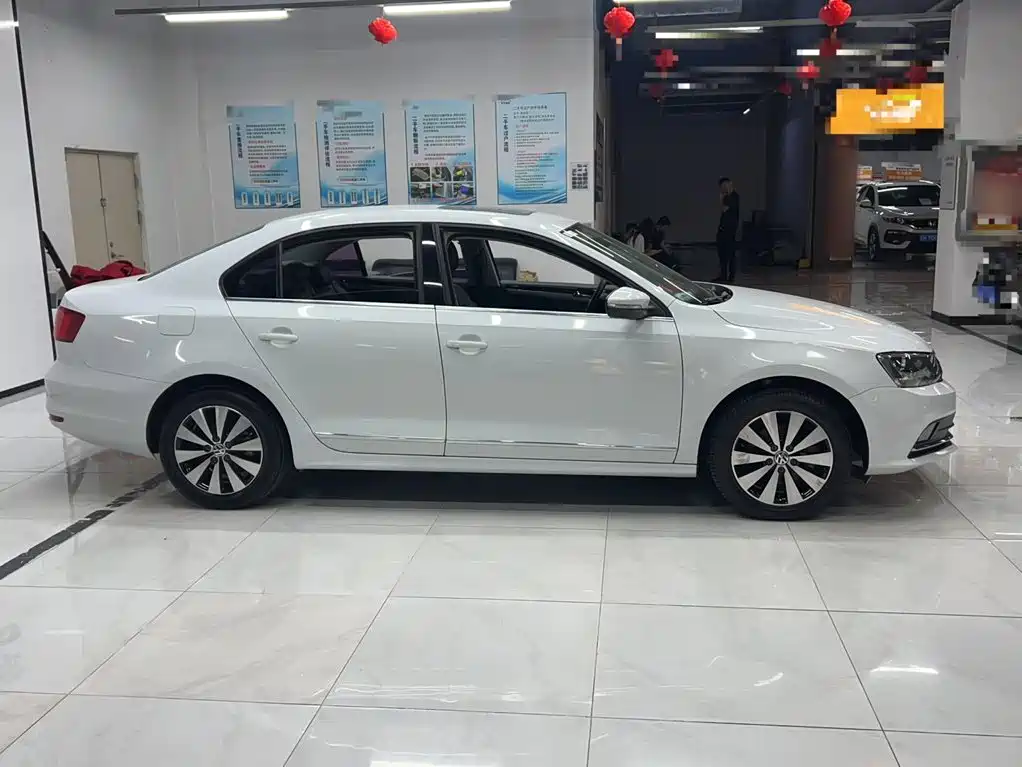 Volkswagen Sagitar — миниатюра 4
