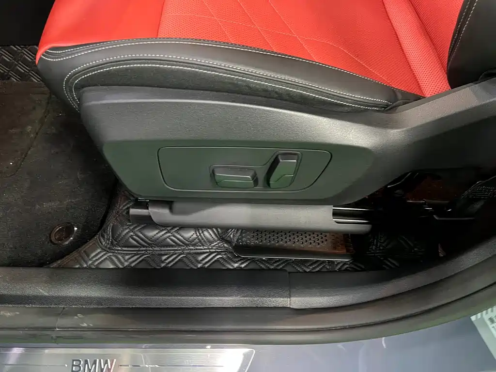 BMW X1 — миниатюра 10