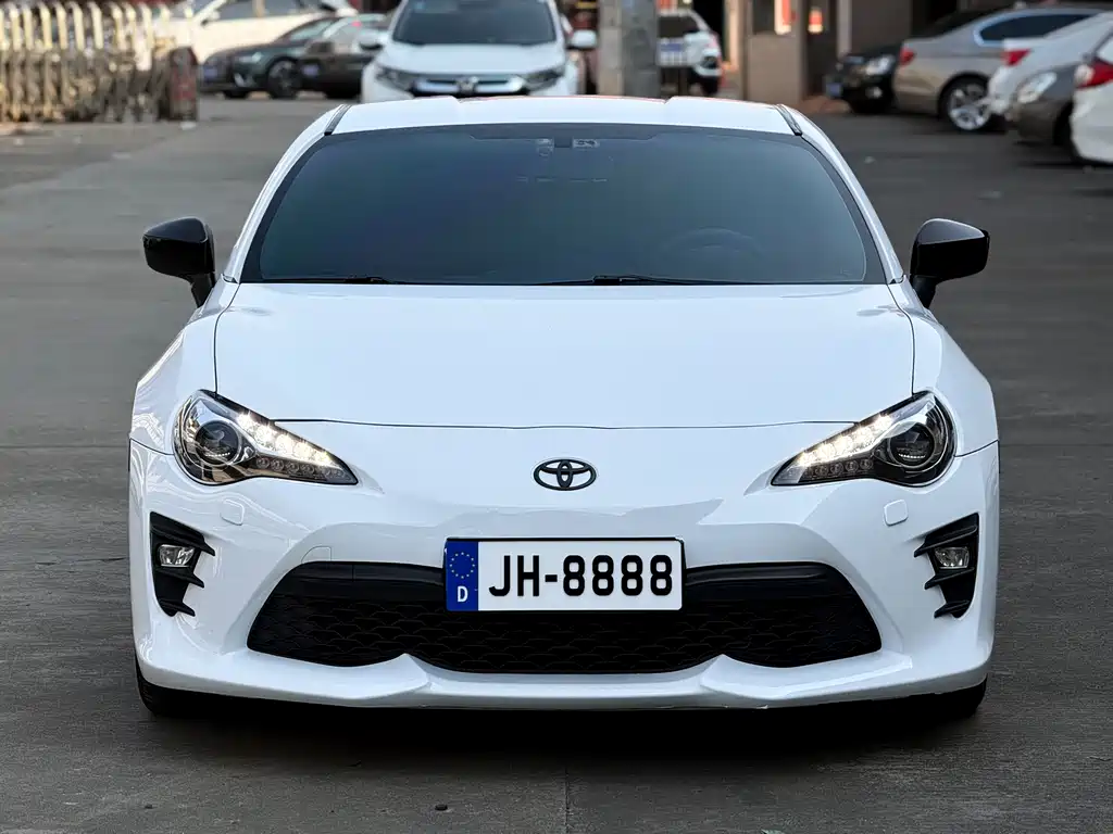 TOYOTA 86