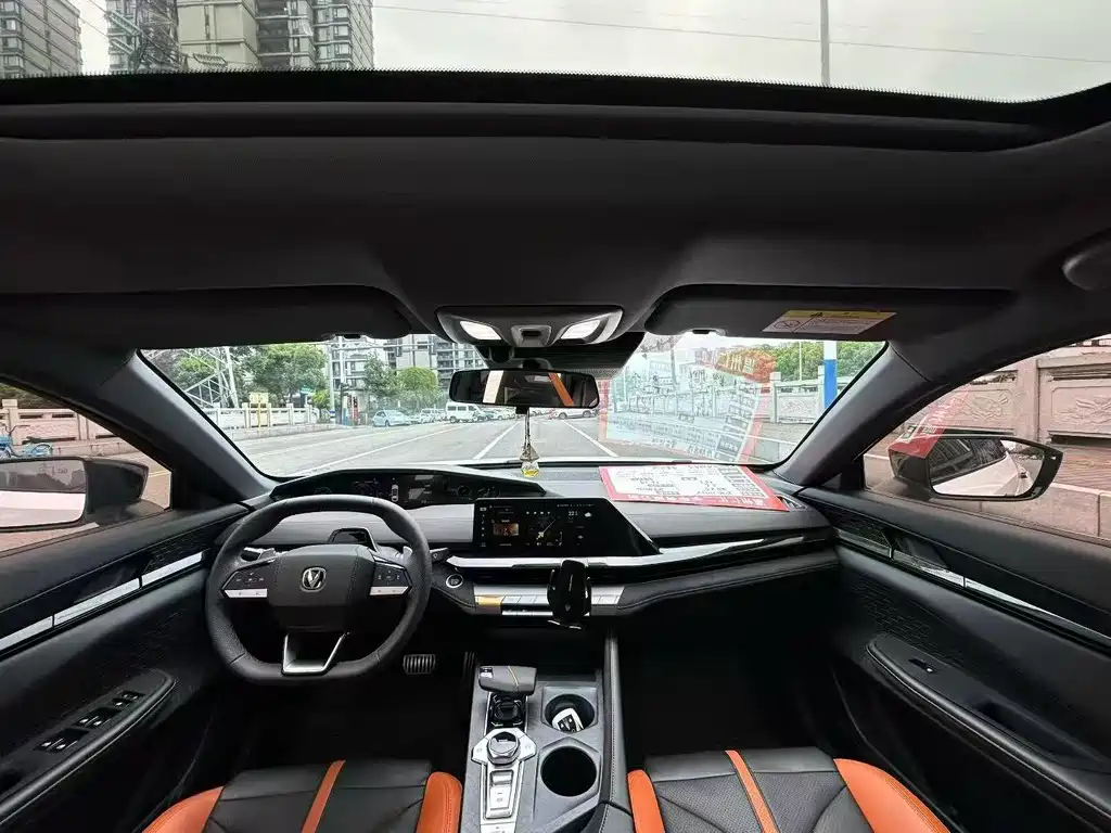 Changan UNI-V — миниатюра 4