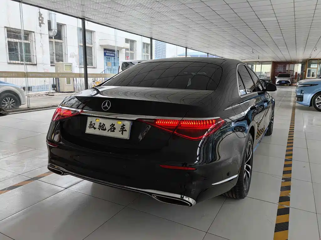 Mercedes-Benz S-Class — миниатюра 19