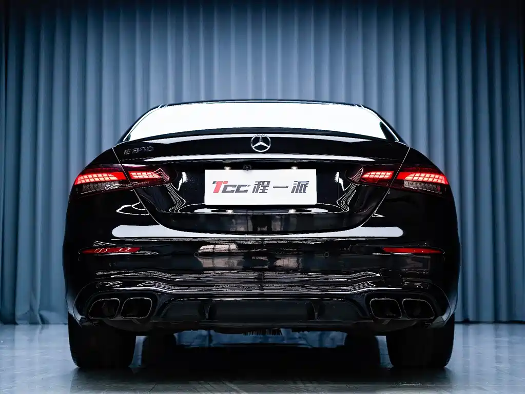 MERCEDES-BENZ E CLASS AMG