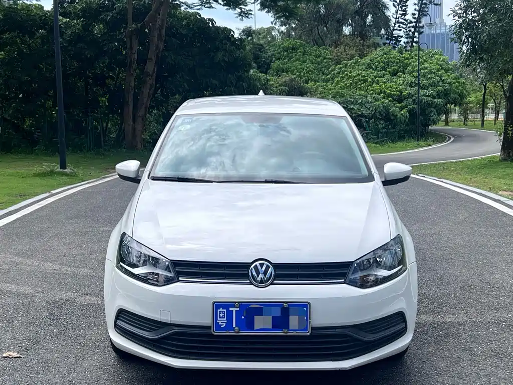 Volkswagen Polo — миниатюра 2