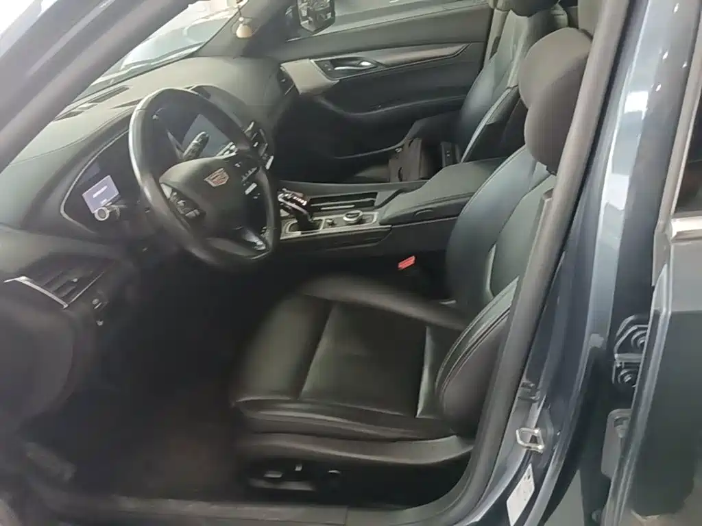 Cadillac CT5 — миниатюра 15