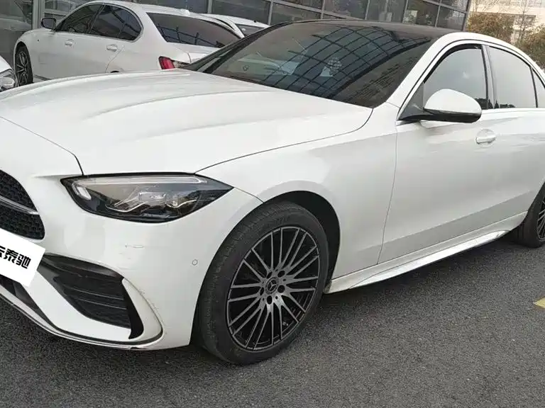 Mercedes-Benz C-Class 2021