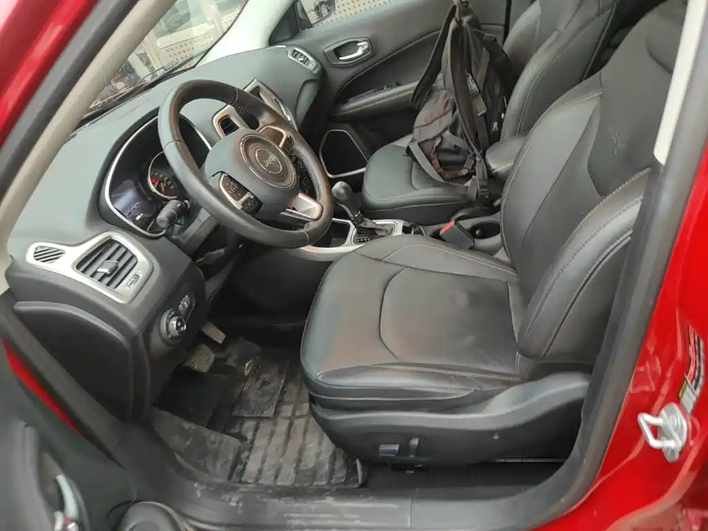 Jeep Compass — миниатюра 15