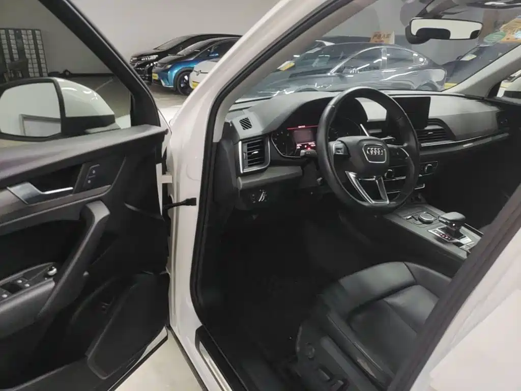Audi Q5L — миниатюра 16