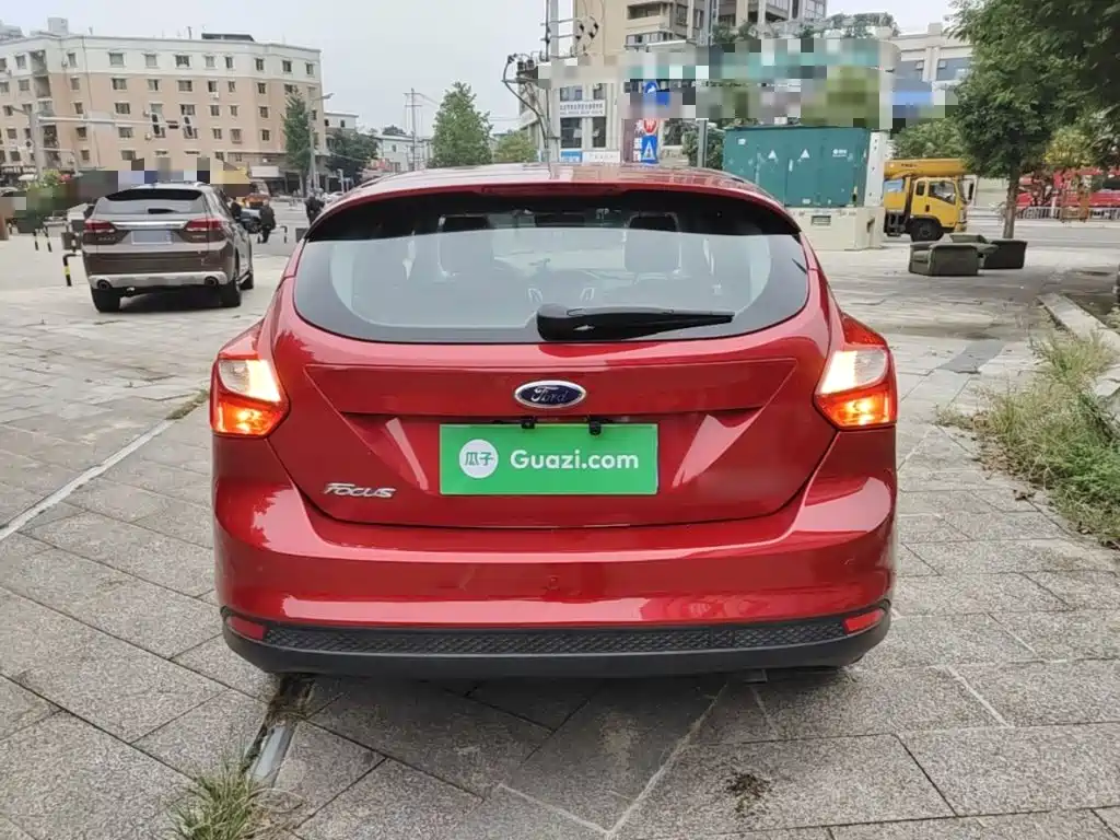 Ford Focus — миниатюра 6