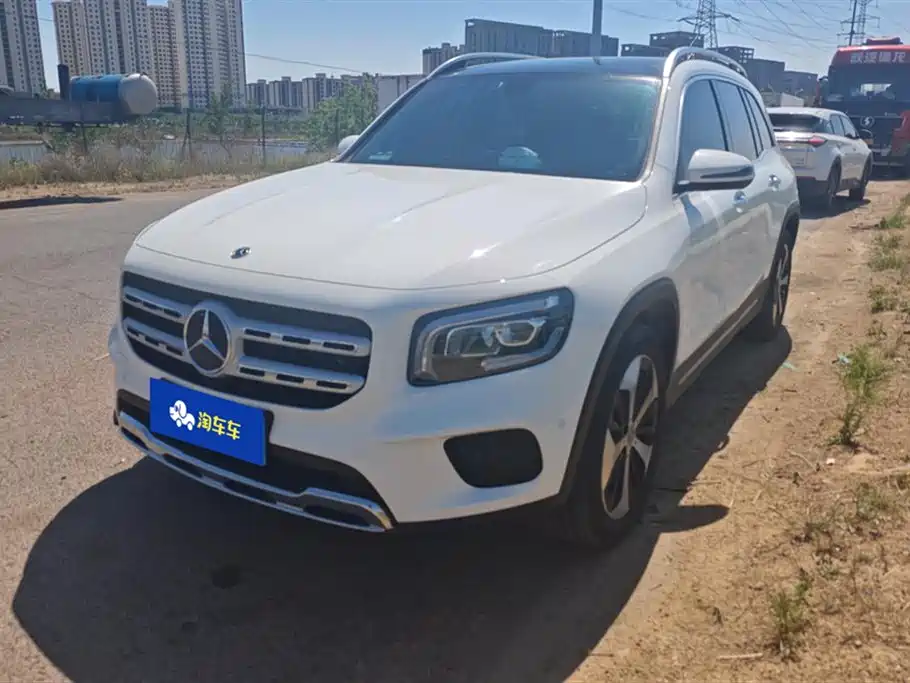 Mercedes-Benz GLB 2023
