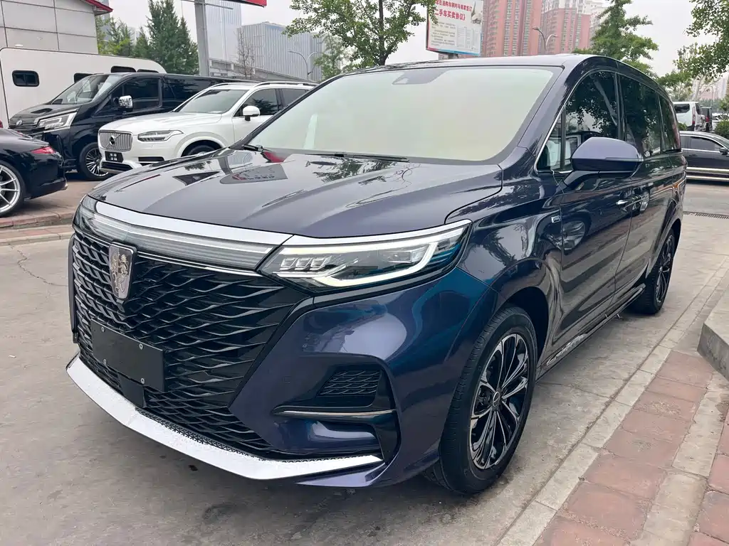 Roewe iMAX8 2021