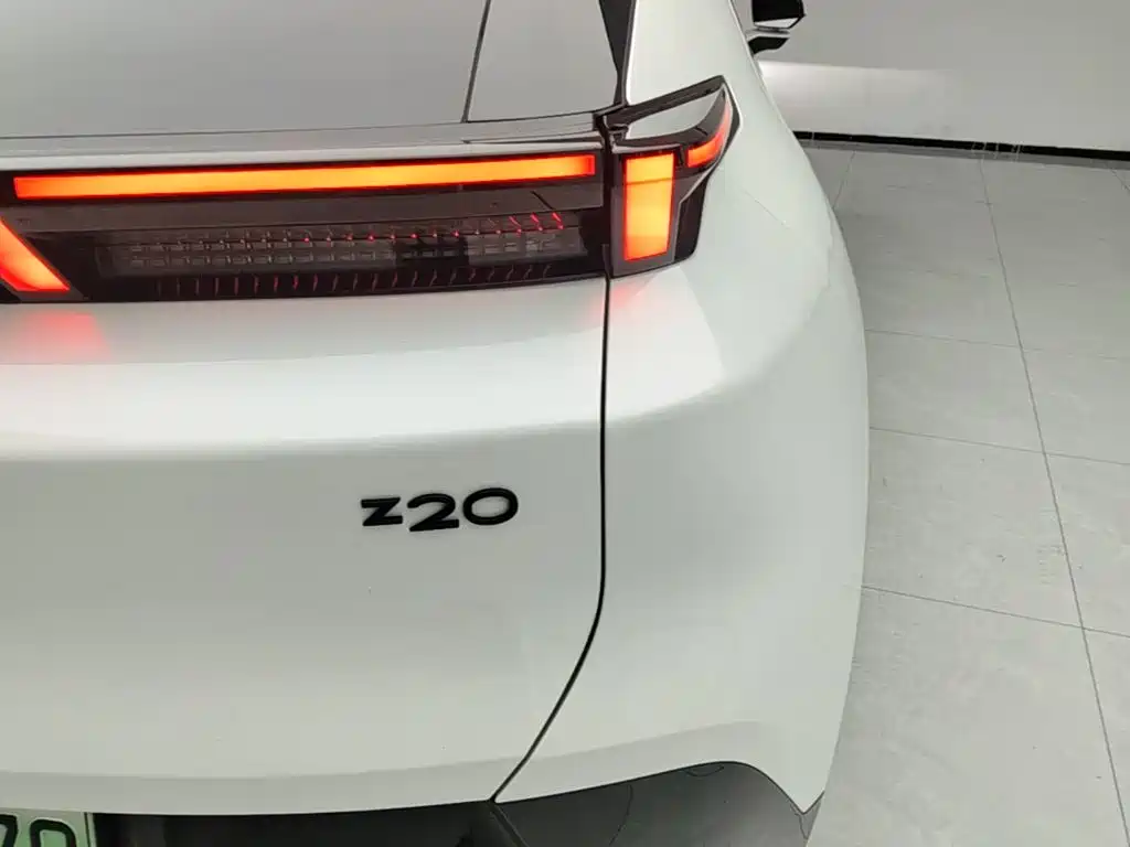 Lynk & Co Z20 — миниатюра 8