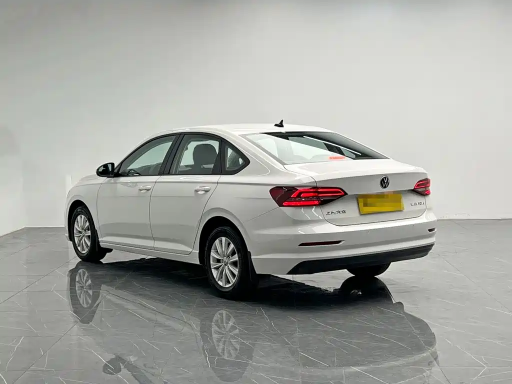 Volkswagen Lavida — миниатюра 4