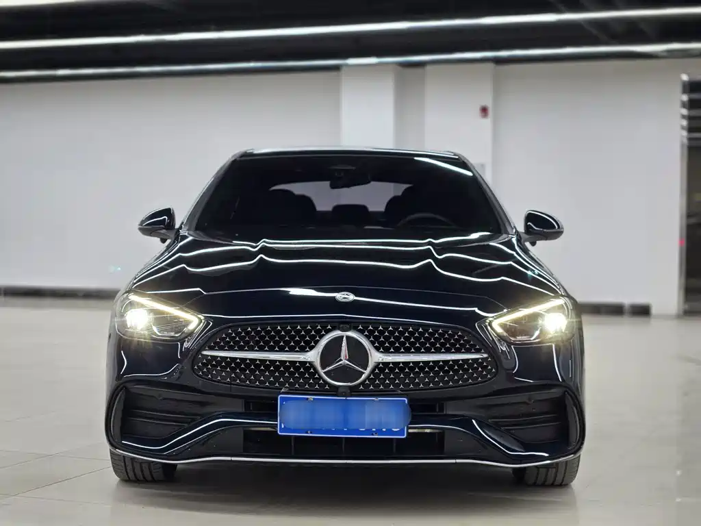 Mercedes-Benz C-Class — миниатюра 2