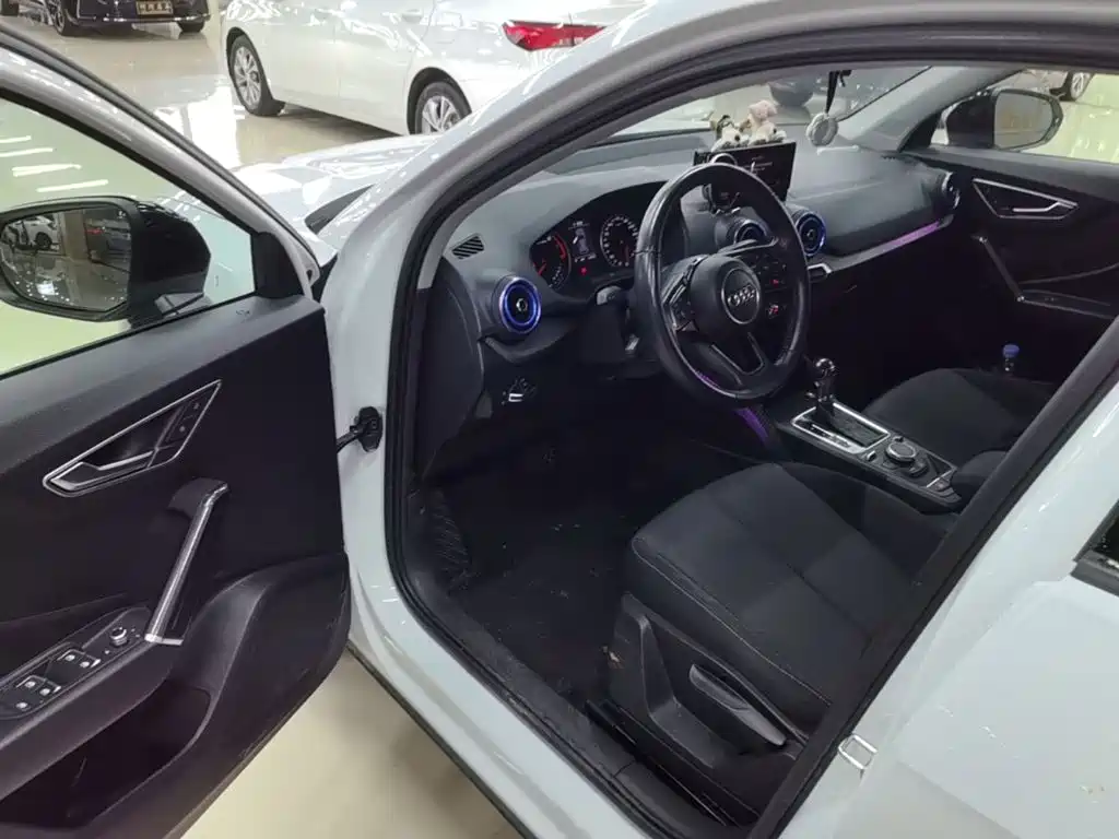 Audi Q2L — миниатюра 16
