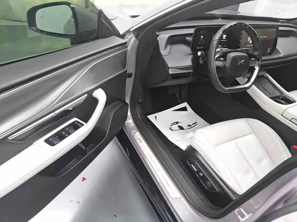 XPeng P7 — миниатюра 5
