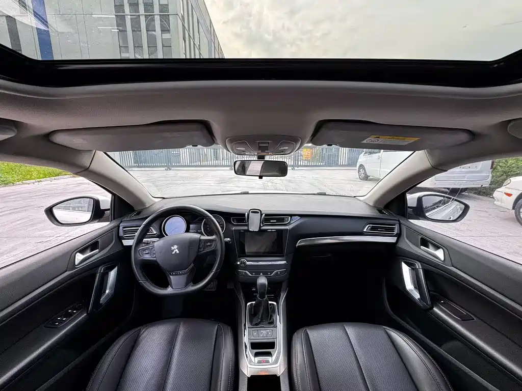 Peugeot 408 — миниатюра 5