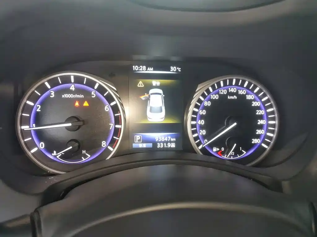 Infiniti Q50L — миниатюра 12