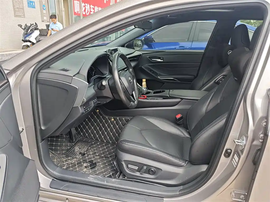Toyota Avalon — миниатюра 4