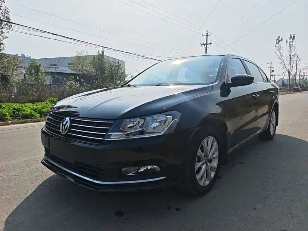 Volkswagen Lavida — миниатюра 2