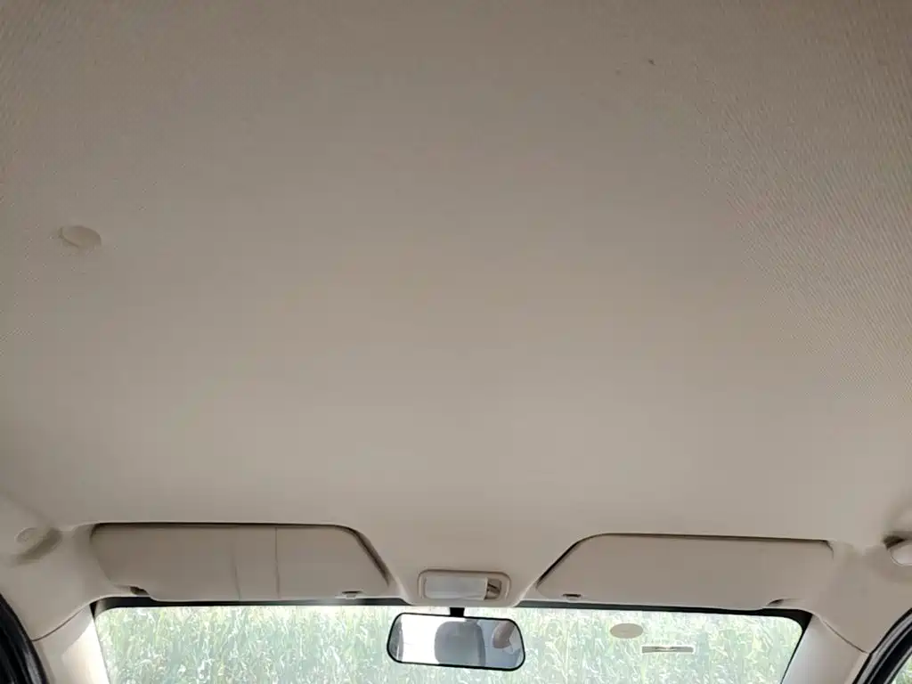 Wuling Hongguang — миниатюра 18