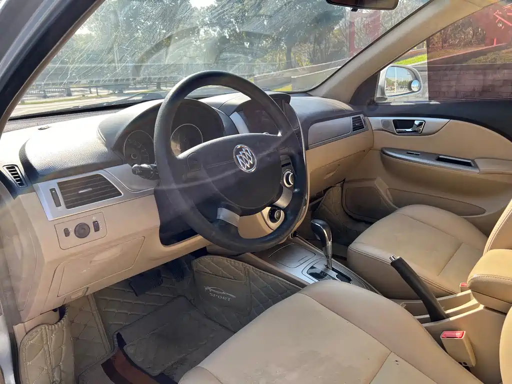 Buick Excelle — миниатюра 7