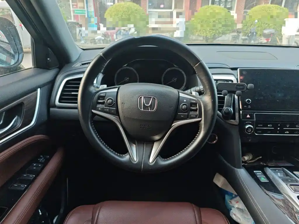 Honda UR-V — миниатюра 3
