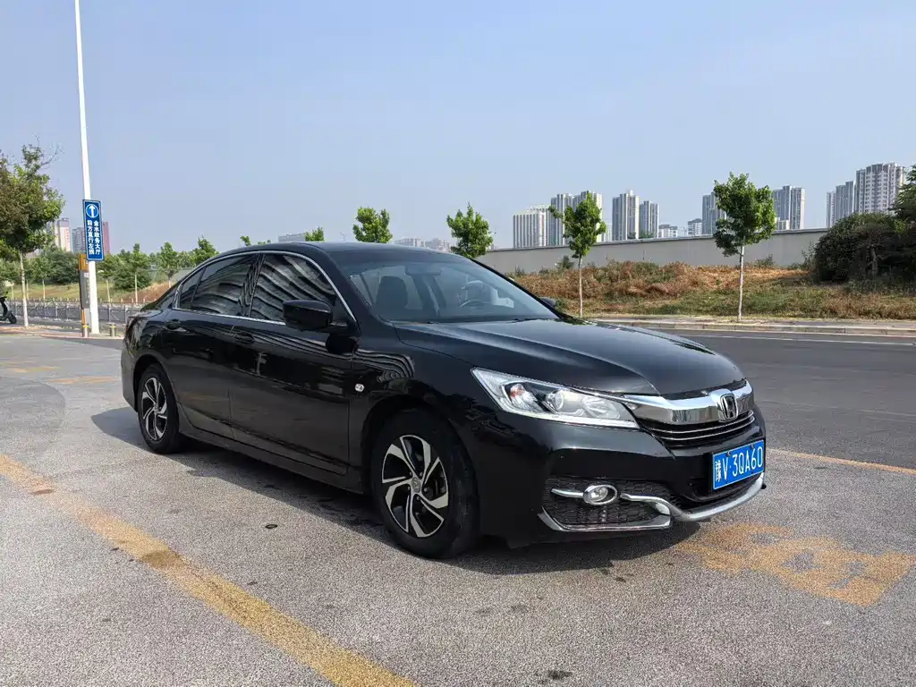 Honda Accord — миниатюра 3