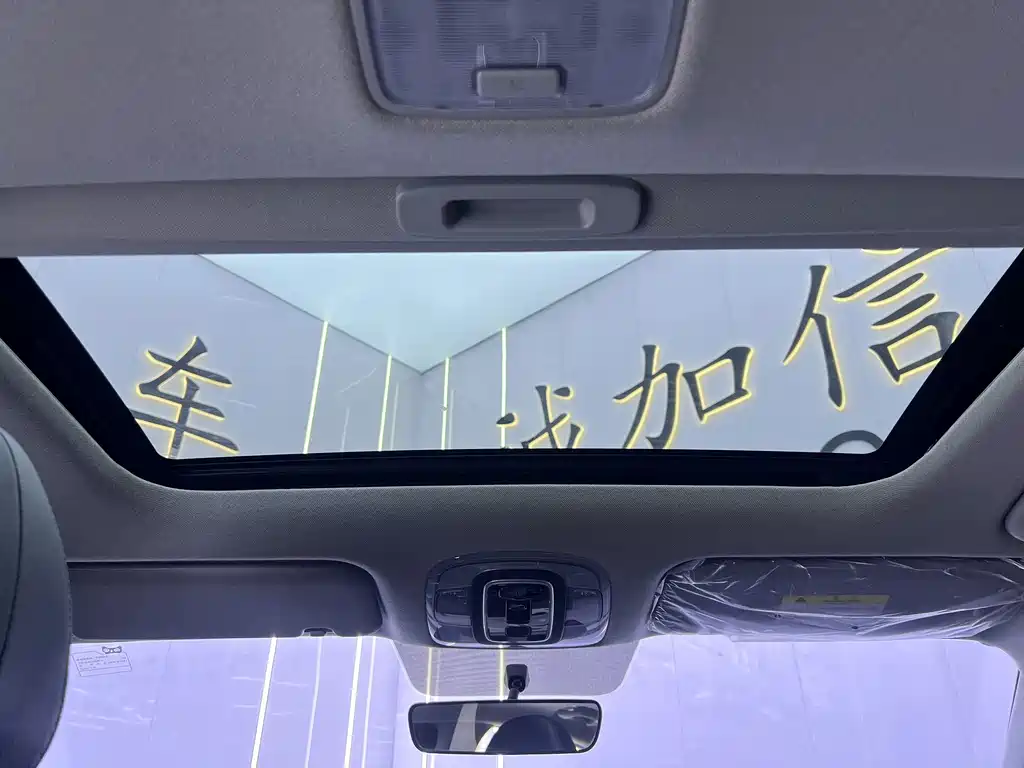 Hyundai Elantra — миниатюра 9