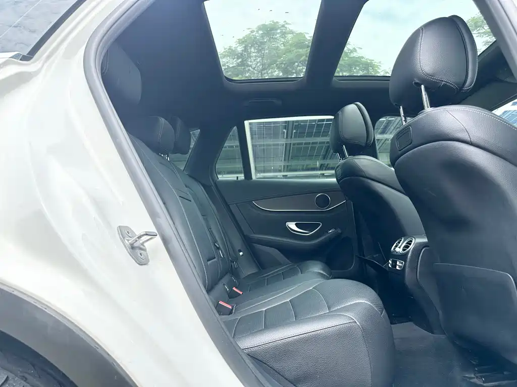 Mercedes-Benz GLC — миниатюра 13