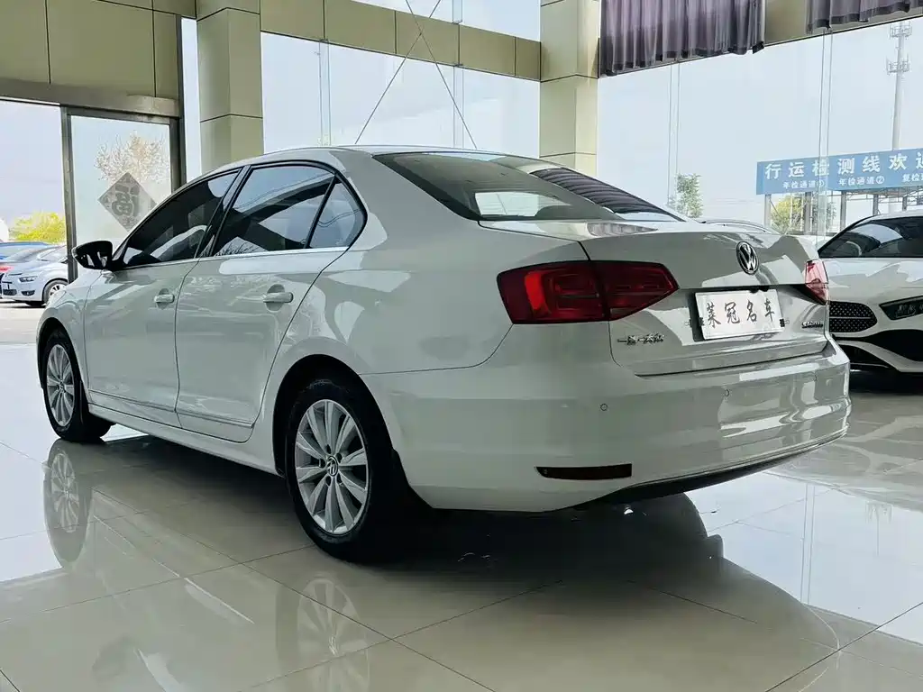 Volkswagen Sagitar — миниатюра 4