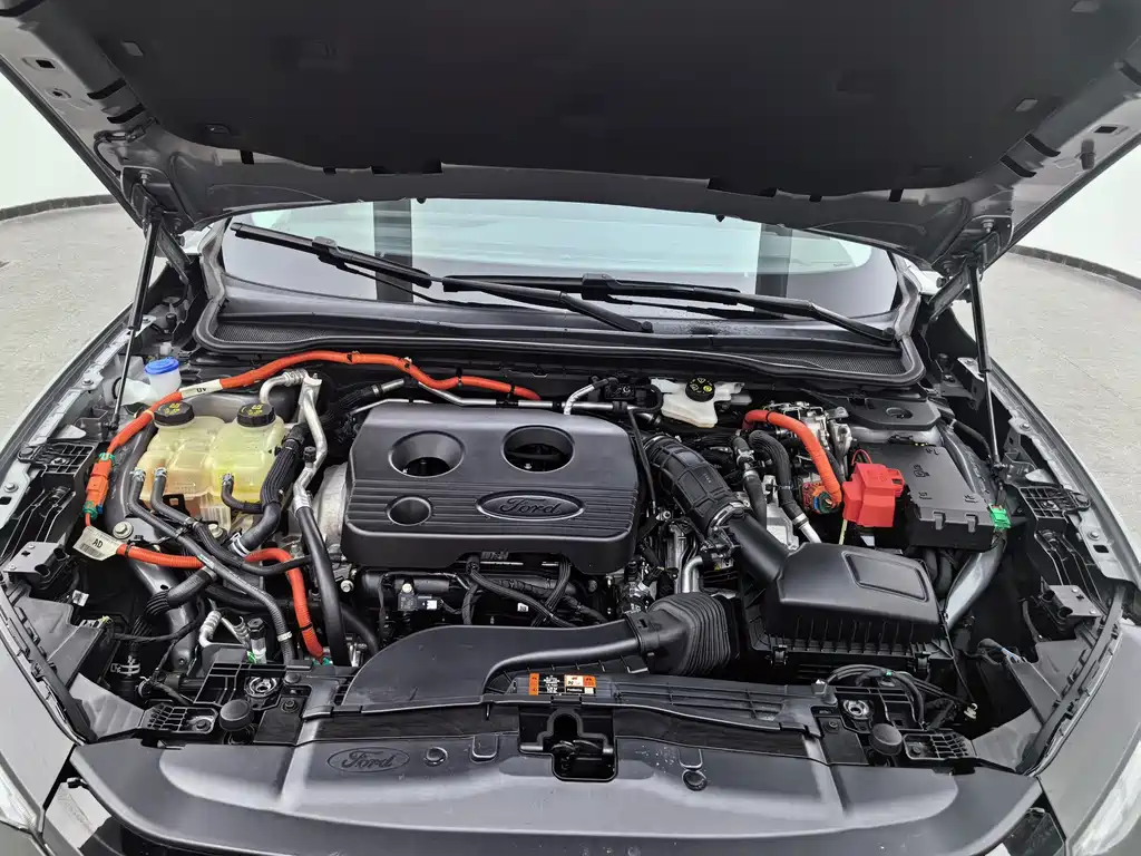 Ford Mondeo — миниатюра 10