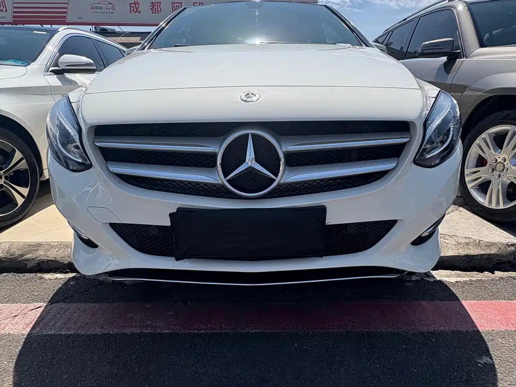 Mercedes-Benz B-Class — миниатюра 2