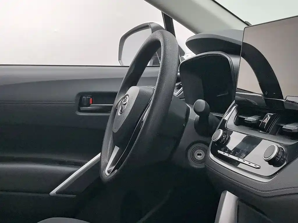 Toyota Frontlander — миниатюра 22