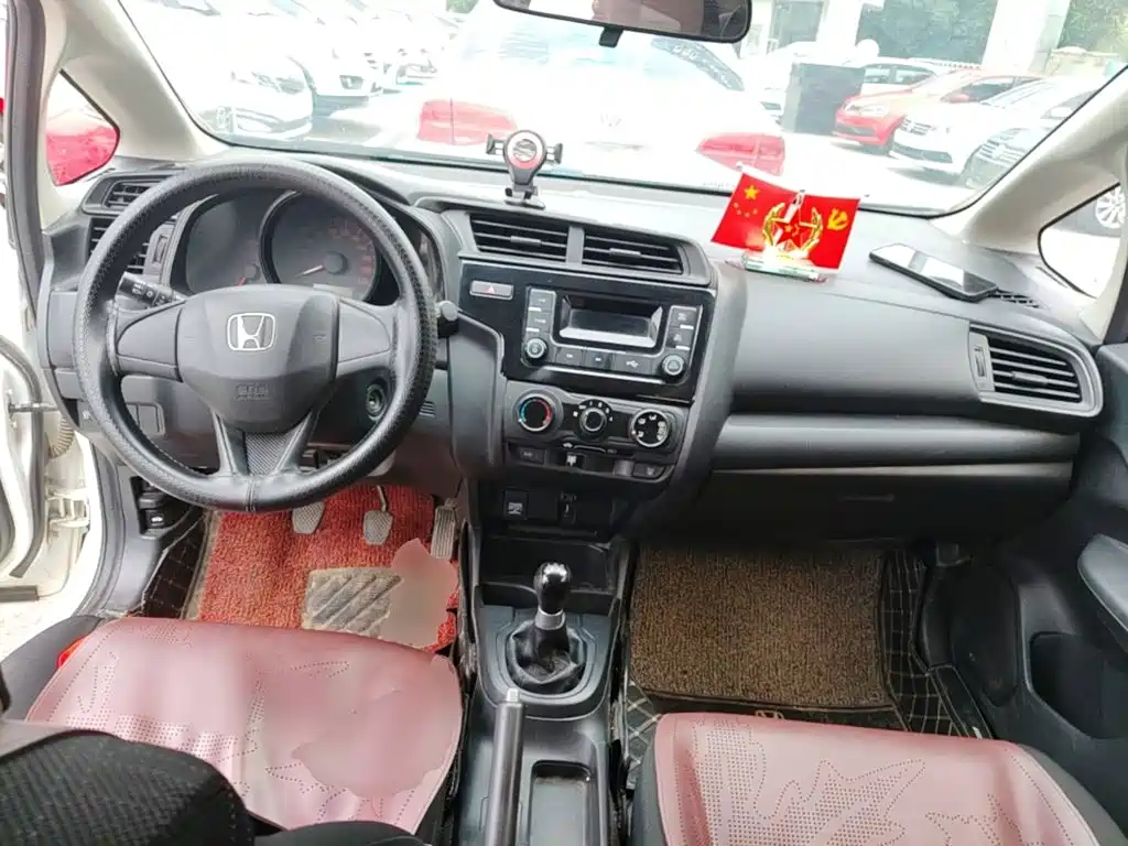 Honda Fit — миниатюра 10