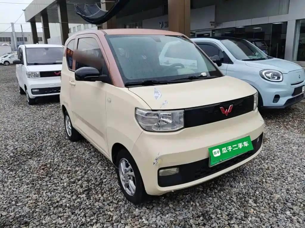 Wuling MINIEV — миниатюра 4