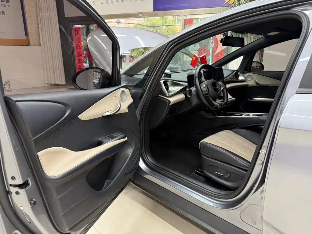 BYD Dolphin — миниатюра 8